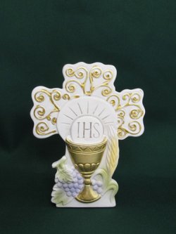 画像1: レジン製の卓上初聖体飾り （クロス・整体とカリス） ※返品不可商品 