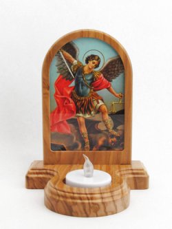 画像1: オリーブ製ライトキャンドルホルダー（大天使聖ミカエル） 