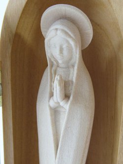 画像2: ドーム型木製マリア像（大型・白木） ※返品不可商品 