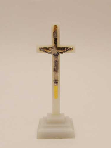 画像1: プラスチック製マグネット付き小十字架  ※返品不可商品 