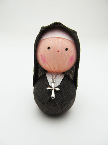 画像1: 起き上がり人形 Sr.マリア（黒） ※返品不可商品