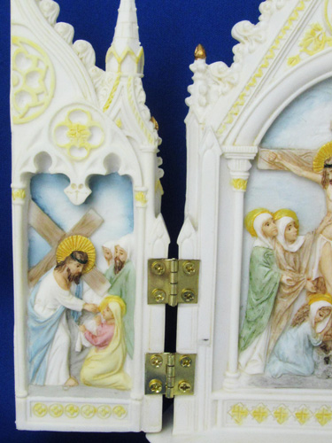 画像2: レジン製卓上飾り十字架三場面（Crucifixion Triptych)