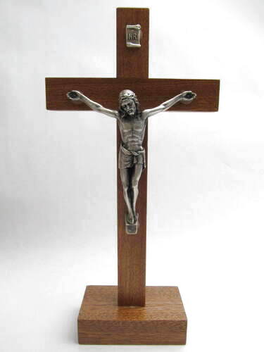 画像1: 木製台付十字架（金属像付き）※返品不可商品